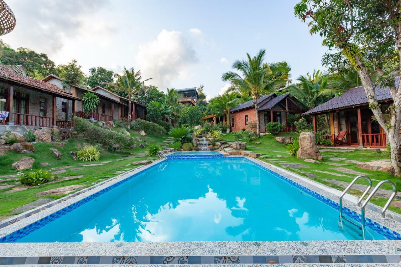 Oyo 164 Mely Wow Resort Phu Quoc Esterno foto